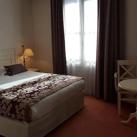 Hotel Royal 3*