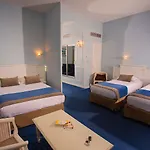 Hotel Royal - Centre Comédie