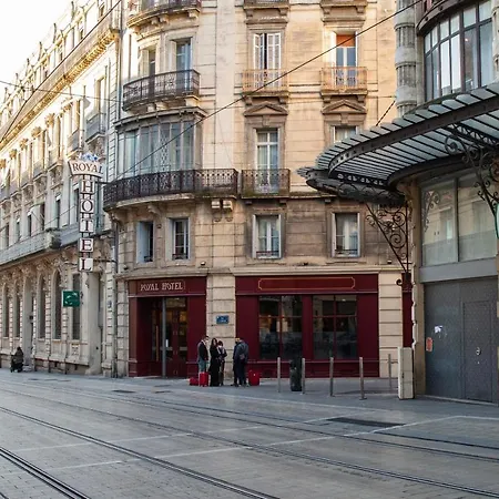 Hotel Royal - Centre Comédie 3*