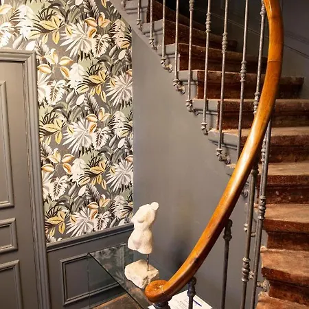 Royal - Centre Comédie Hotel