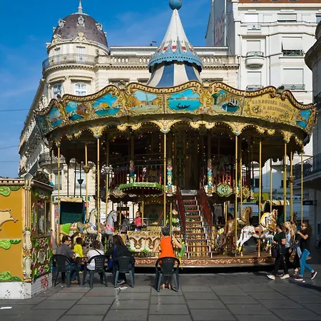 Royal - Centre Comédie 3*