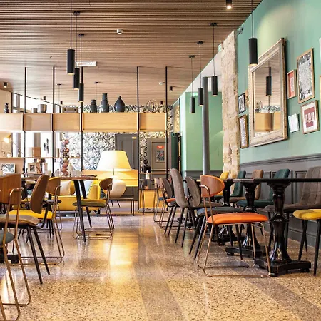 Hotel Royal - Centre Comedie 3*