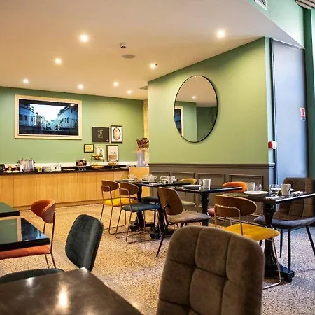 Hotel Royal - Centre Comedie