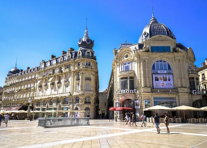 Royal - Centre Comedie 3*