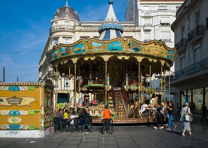 Royal - Centre Comedie 3*